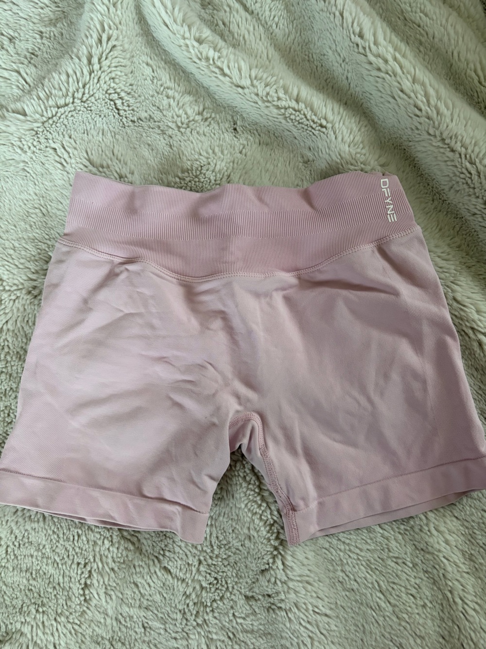 DFYNE Shorts
